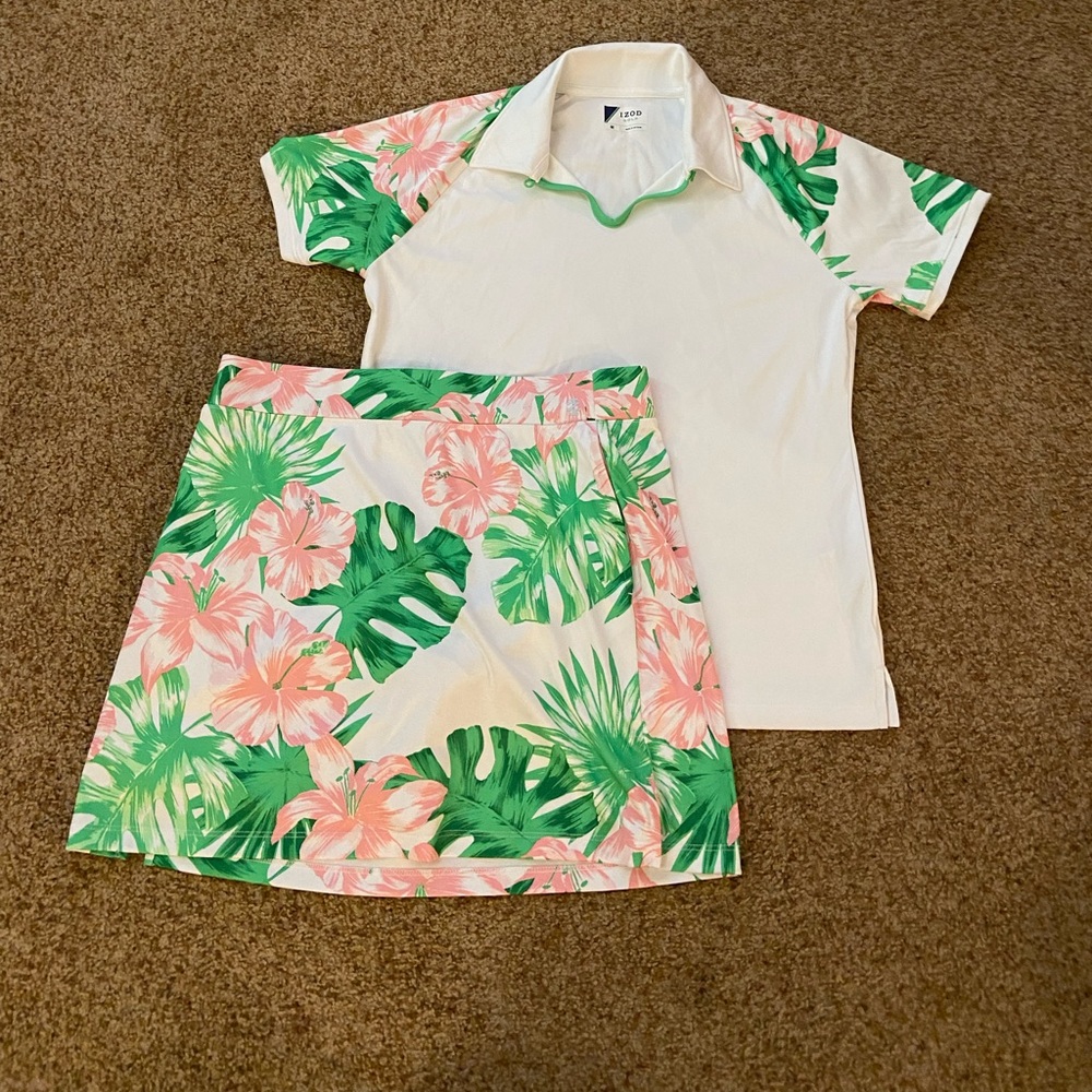 Izod Women’s Golf Set size medium.  Like new.